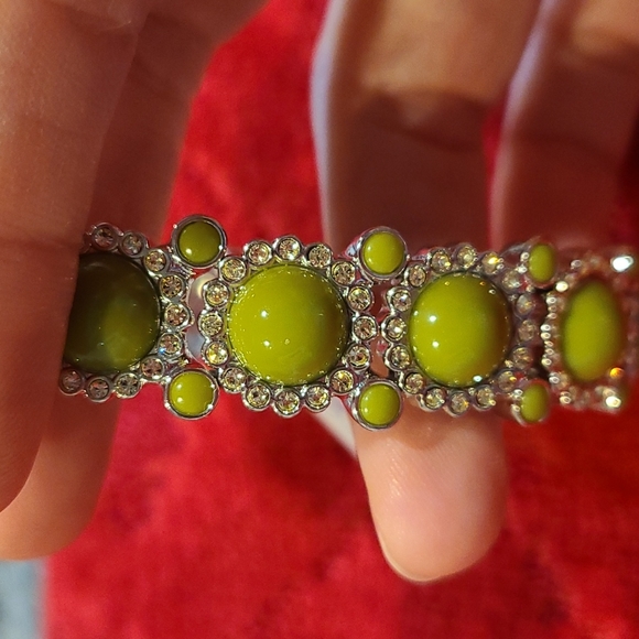 3/$18 Lia Sophia Sparkler Stretch Bracelet - New - Lot 267 - Picture 6 of 7